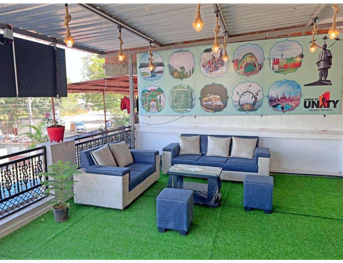 Hari Homestay, Garudeshwar エクステリア 写真